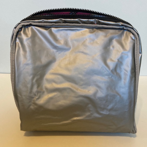 Betsey Johnson Insulated Zip Lunch Tote Skull Sunglasses Black & Pink Colorful - Picture 9 of 14